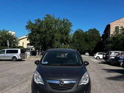 Grigio Usata 2010 Opel Meriva Cosmo Monovolume | 5000 € (Buon prezzo)