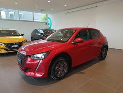Rosso Usata 2022 Peugeot e-208 Allure Due volumi | 17.250 € (Ottimo prezzo)