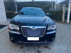 Nero Usata 2013 Lancia Thema Platinum Tre volumi | 16.900 € (Molto cara)
