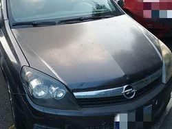 Usata 2009 Opel Astra GTC Cosmo Tre volumi | 1900 € (Super prezzo)