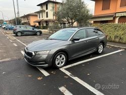 Grigio Usata 2022 Skoda Octavia Station wagon | 17.600 € (Ottimo prezzo)