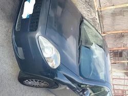 Grigio Usata 2010 Fiat Punto Due volumi | 1800 €