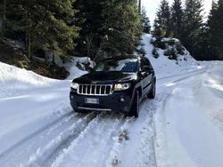 Usata 2012 Jeep Grand Cherokee Overland SUV | 15.000 € (Cara)