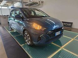 Blu Nuova 2025 Hyundai i10 Due volumi | 17.500 €