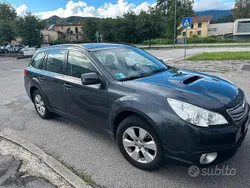 Usata 2013 Subaru Outback SUV | 4600 € (Buon prezzo)