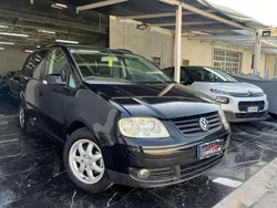 Nero Usata 2009 VW Touran Highline Monovolume | 4999 € (Buon prezzo)