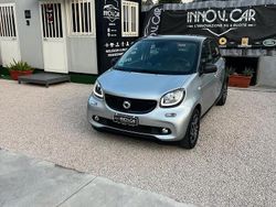 Grigio Usata 2016 Smart ForFour Passion Due volumi | 12.990 € (Cara)