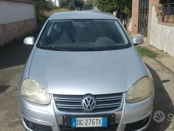 Usata 2007 VW Jetta Tre volumi | 1500 €