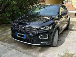 Usata 2021 VW T-Roc Advance SUV | 26.500 € (Cara)