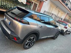 Grigio Usata 2021 Peugeot 2008 S SUV | 18.000 € (Molto cara)