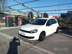 Bianco Usata 2011 VW Golf VI United Tre volumi | 6200 € (Buon prezzo)