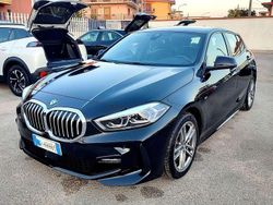 Nero Usata 2022 BMW 118 M Sport Due volumi | 23.500 € (Buon prezzo)