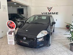 Nero Usata 2007 Fiat Grande Punto Dynamic Due volumi | 3200 € (Buon prezzo)