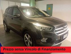 Grigio metallizzato Usata 2019 Ford Kuga Business Edition SUV | 16.900 € (Buon prezzo)