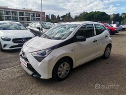 Bianco Usata 2021 Toyota Aygo Business Edition Due volumi | 10.490 € (Buon prezzo)