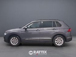 Dolphin grey met Usata 2022 VW Tiguan Life SUV | 28.962 € (Ottimo prezzo)
