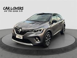 Grigio scuro Usata 2022 Renault Captur Intens SUV | 17.490 € (Buon prezzo)