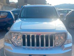 Grigio Usata 2009 Jeep Cherokee SUV | 5000 € (Buon prezzo)