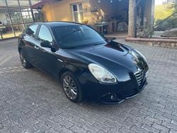 Nero Usata 2012 Alfa Romeo Giulietta Due volumi | 4800 € (Cara)
