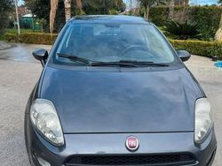 Grigio Usata 2017 Fiat Punto Street Due volumi | 3490 € (Ottimo prezzo)