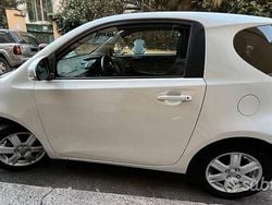 Bianco Usata 2011 Toyota iQ Sol Due volumi | 7399 € (Buon prezzo)