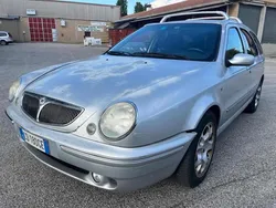 Grigio pastello Usata 2008 Lancia Musa Monovolume | 550 € (Super prezzo)