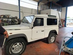 Usata 2025 Land Rover Defender | 17.000 €