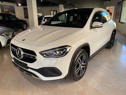 Bianco Usata 2020 Mercedes GLA220 SUV | 28.000 € (Super prezzo)