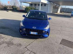 Blu/azzurro Usata 2022 Hyundai i10 Due volumi | 12.200 € (Buon prezzo)