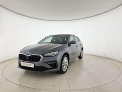 Grigio graphite metallizzato Nuova 2025 Skoda Scala Style Due volumi | 24.500 € (Buon prezzo)