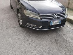 Nero Usata 2011 VW Passat Station wagon | 5800 € (Buon prezzo)
