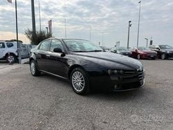 Nero Usata 2007 Alfa Romeo 159 Distinctive Tre volumi | 2900 € (Buon prezzo)