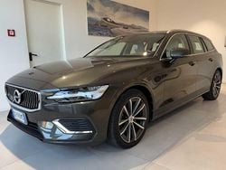 Grigio Usata 2021 Volvo V60 Inscription Station wagon | 26.500 € (Ottimo prezzo)