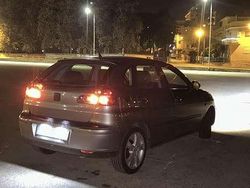 Usata 2006 Seat Ibiza Tre volumi | 2000 € (Buon prezzo)