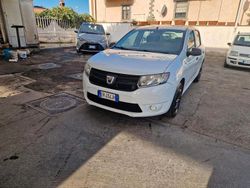 Bianco Usata 2013 Dacia Sandero Ambiance Due volumi | 4500 €