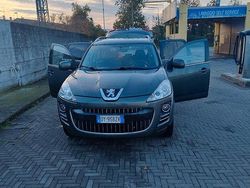 Verde Usata 2010 Peugeot 4007 SUV | 5800 € (Buon prezzo)