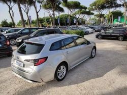 Grigio Usata 2021 Toyota Corolla Tre volumi | 20.800 € (Molto cara)