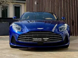 Blu met Nuova 2024 Aston Martin DB12 Coupé | 248.000 €