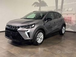 Grigio Nuova 2025 Mitsubishi ASX Invite SUV | 25.490 € (Molto cara)