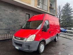 Rosso Usata 2011 Iveco Daily Furgone | 7900 €