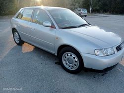 Grigio Usata 2000 Audi A3 Ambiente Tre volumi | 2000 € (Ottimo prezzo)