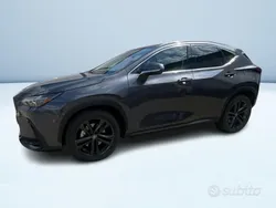 Antracite metallizzato Usata 2023 Lexus NX450h+ SUV | 49.900 € (Buon prezzo)