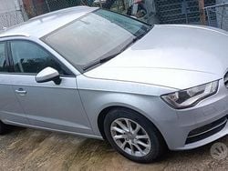 Grigio Usata 2015 Audi A3 Ambiente Tre volumi | 11.500 € (Buon prezzo)