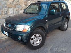 Verde Usata 2004 Mitsubishi Pajero SUV | 8000 € (Buon prezzo)