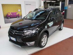 Nero Usata 2016 Dacia Sandero Stepway Due volumi | 8900 € (Buon prezzo)