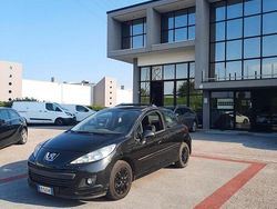 Nero Usata 2012 Peugeot 207 Tre volumi | 1600 € (Ottimo prezzo)