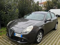 Usata 2011 Alfa Romeo Giulietta Exclusive Tre volumi | 3900 € (Super prezzo)