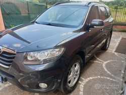 Grigio Usata 2011 Hyundai Santa Fe Comfort SUV | 7700 € (Molto cara)