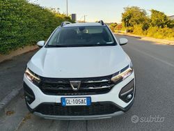 Bianco Usata 2022 Dacia Sandero Due volumi | 12.500 € (Buon prezzo)