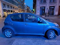 Usata 2009 Toyota Aygo Due volumi | 4000 € (Cara)
